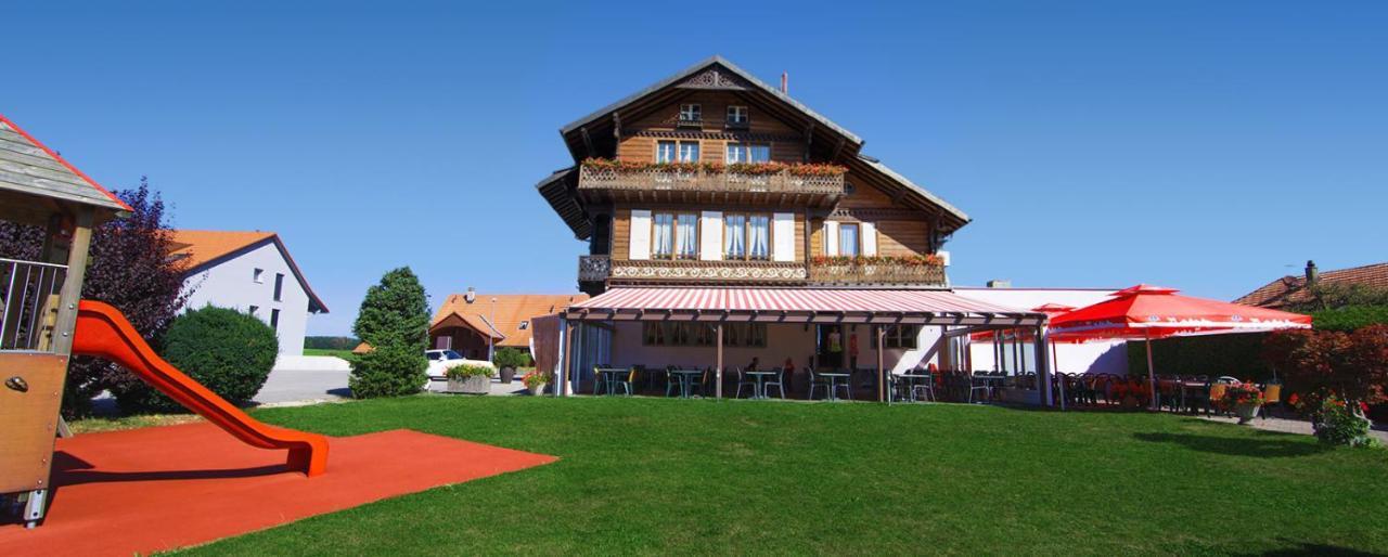 Hotel - Restaurant Le Manoir Vaulruz Exterior photo